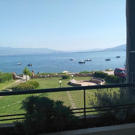 דירות קמנה וורלה Mare E Monti1 מראה חיצוני תמונה
